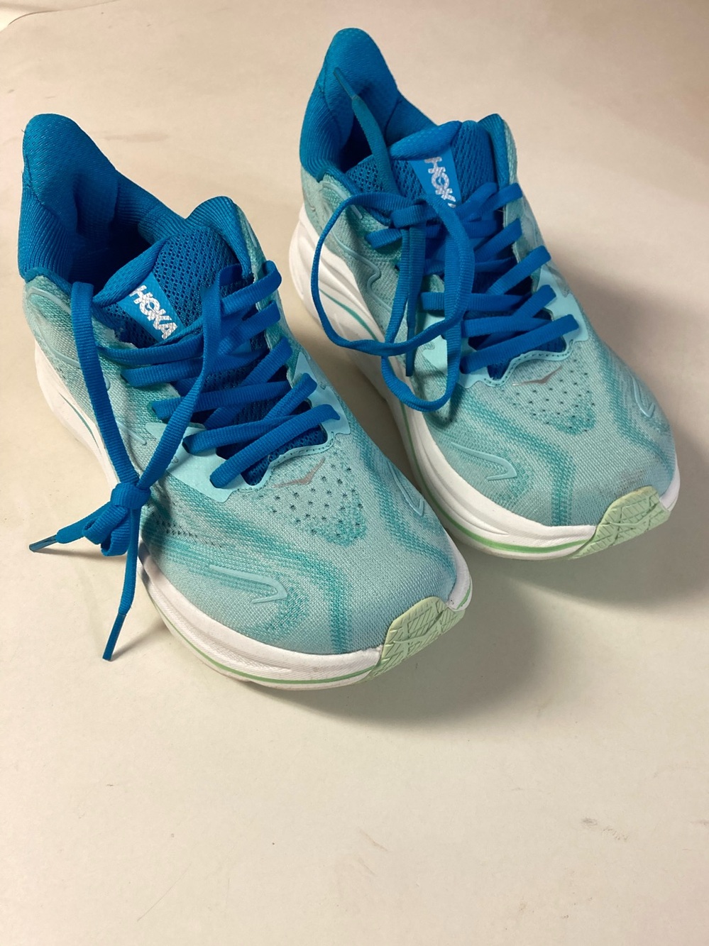 Hoka Blue Green Clifton 10 Shoes / Size 7.5B